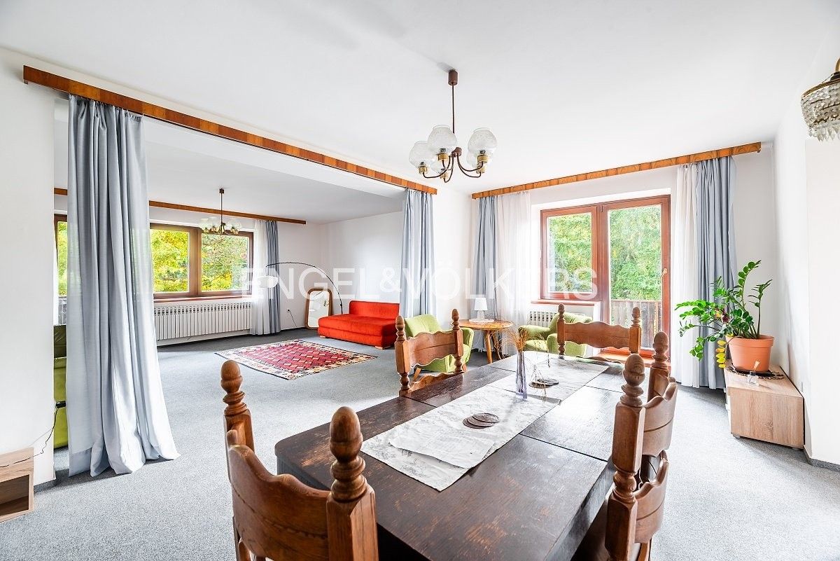 Pronájem byt 3+kk - Pod hájovnou, Praha, 123 m²