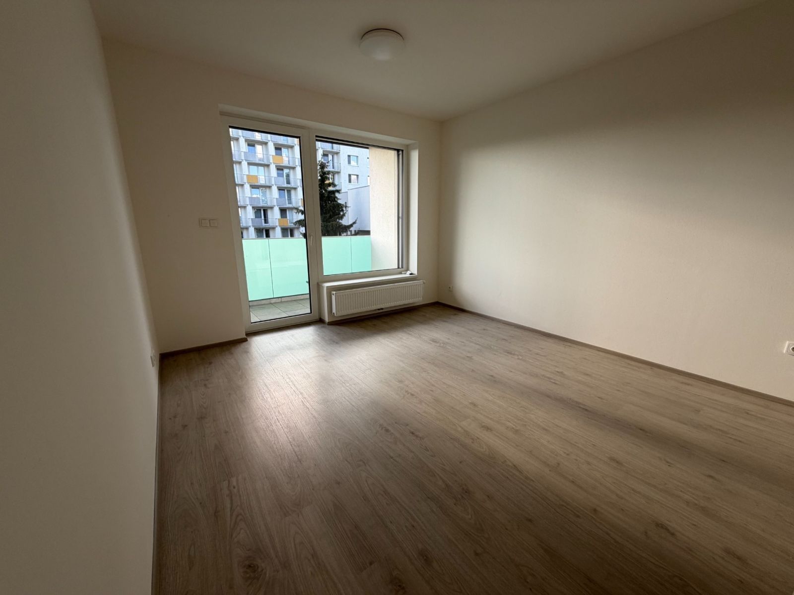 Pronájem byt 1+kk - Družstevní, Třebíč - Třebíč, Kraj Vysočina, 32 m² - 2