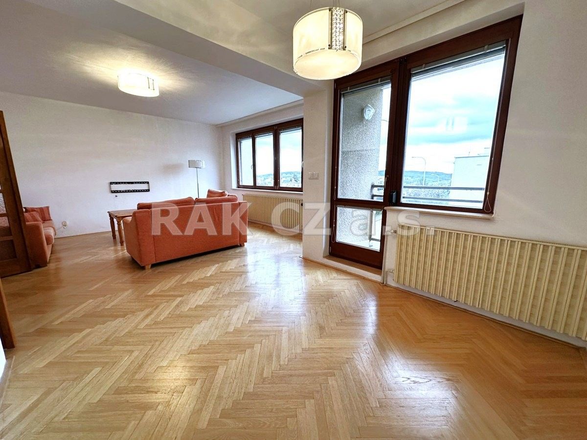 3+1, Zdíkovská, Praha, 81 m²