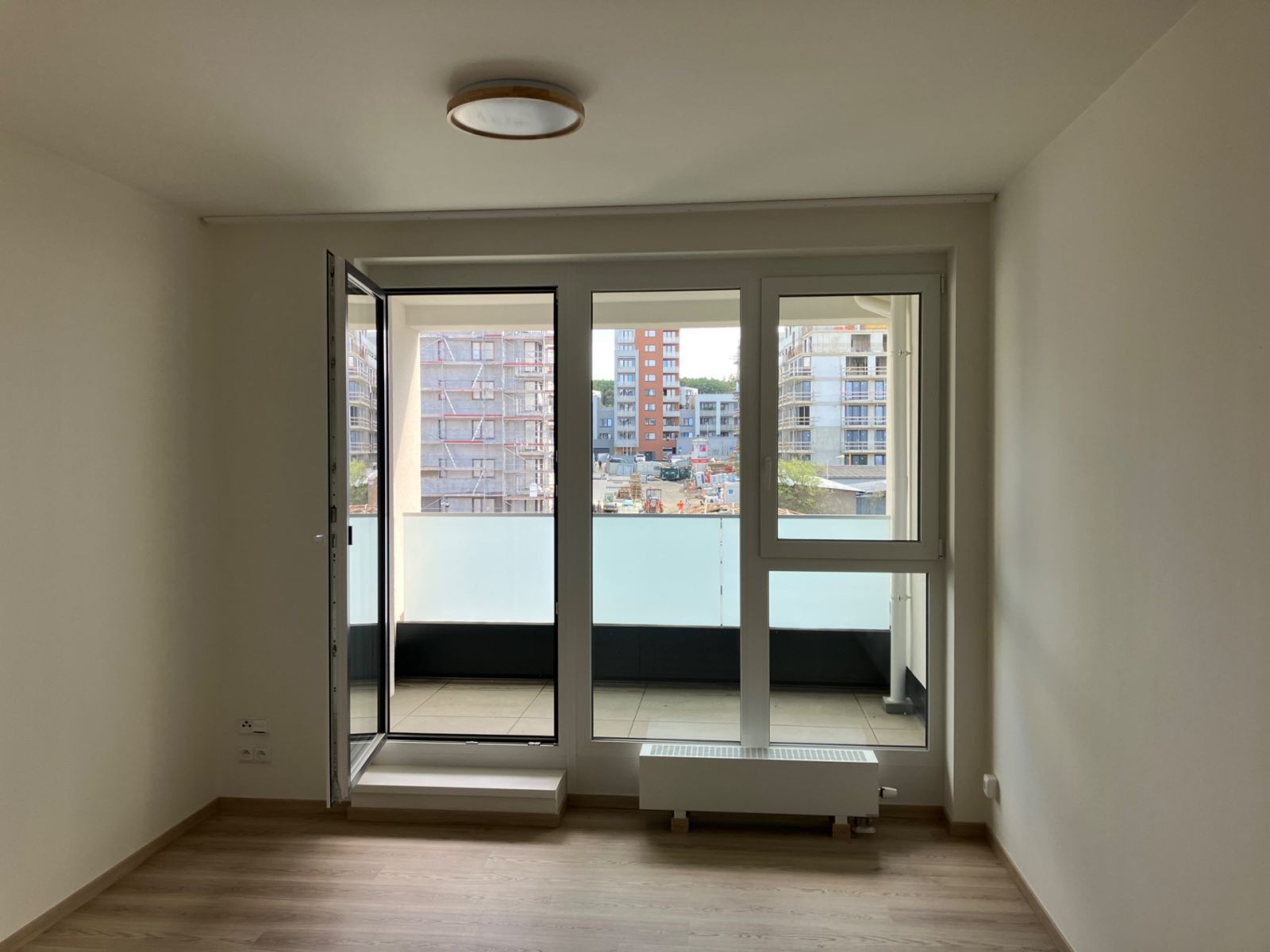 Prodej byt 2+kk - Pod Harfou, Praha - Vysočany, 47 m² - 5
