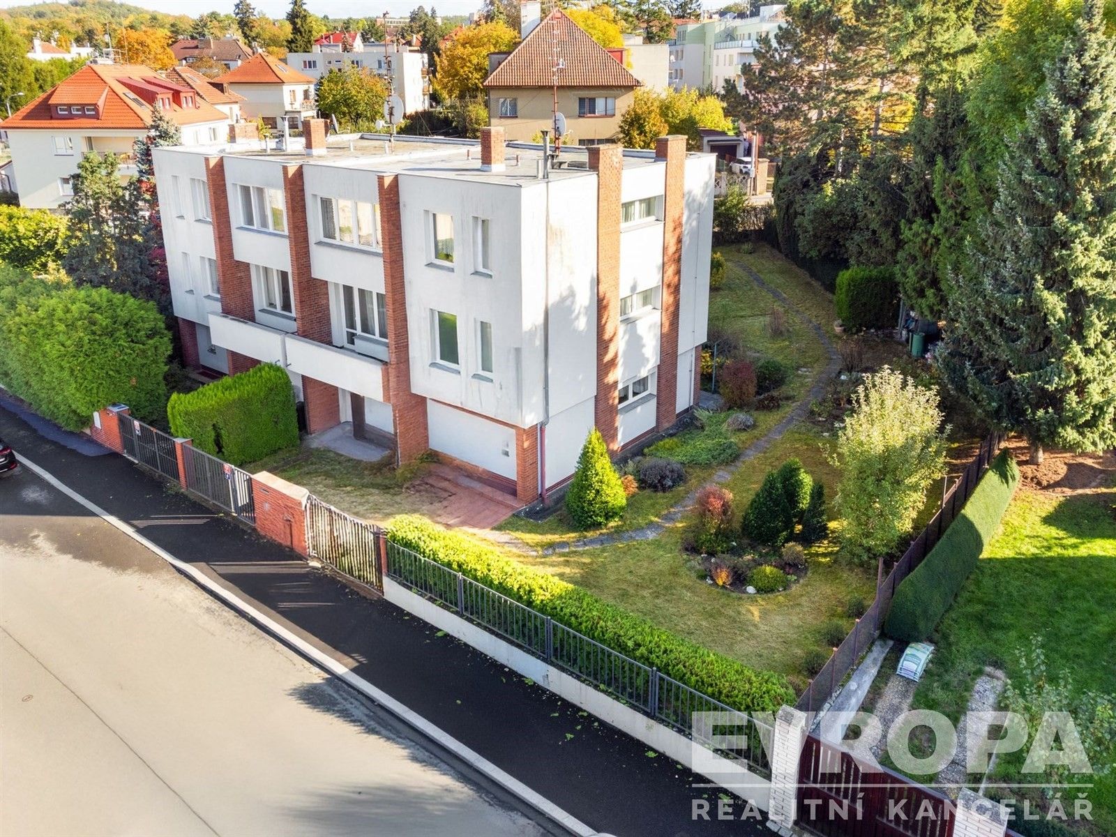 Rodinné domy, U krčského nádraží 123, Praha Krč, 220 m²