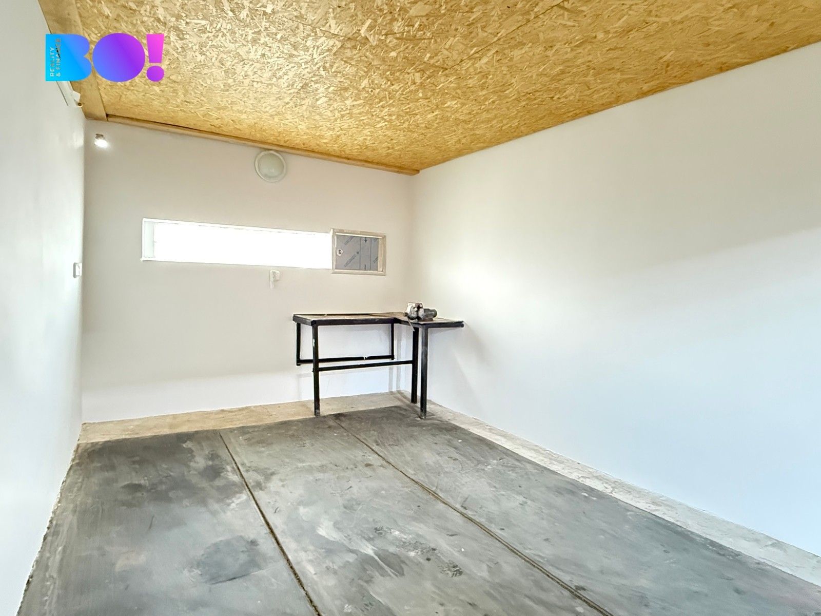 Prodej garáž - Český Těšín, 18 m²