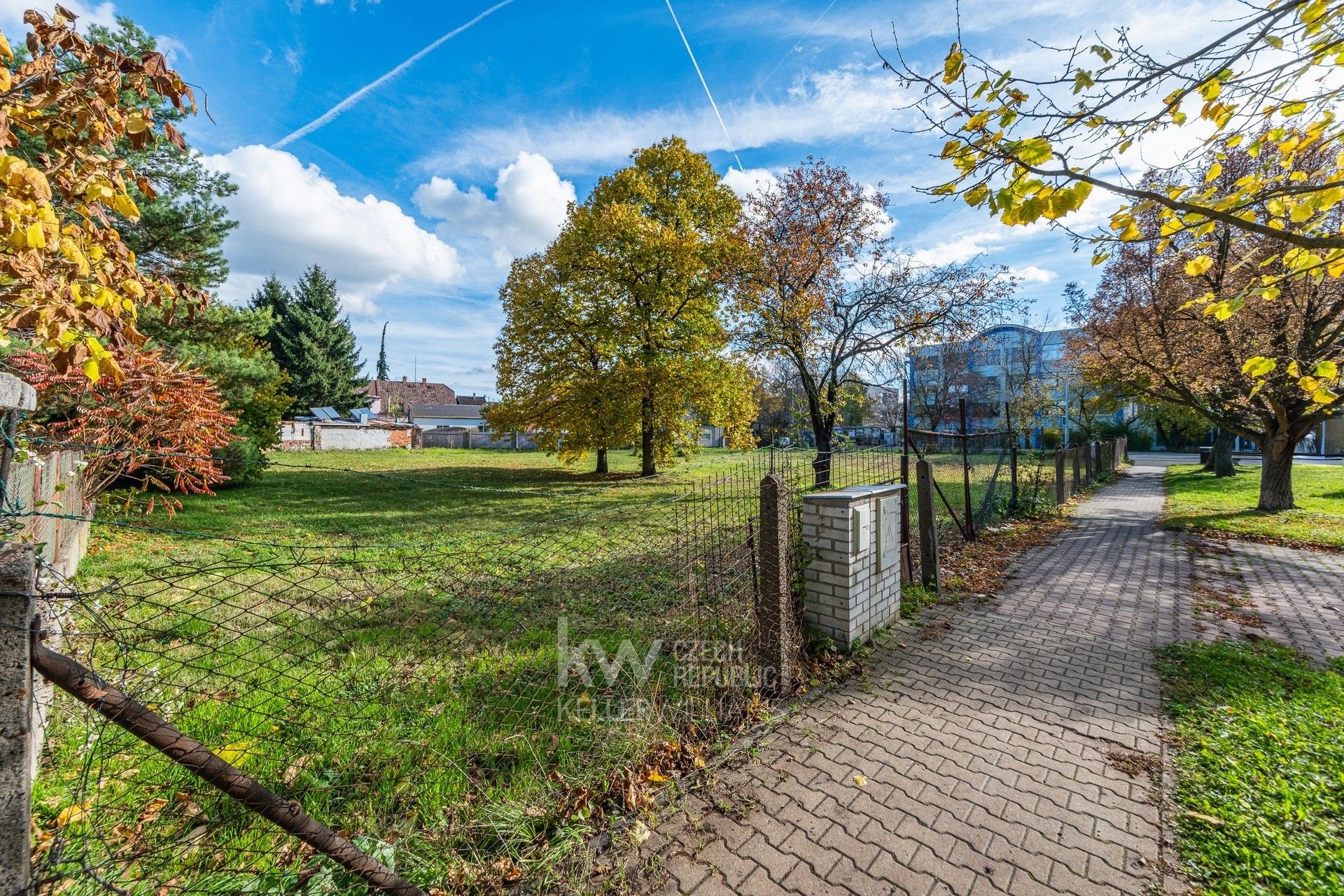 Prodej pozemek pro bydlení - Hrušovická, Praha