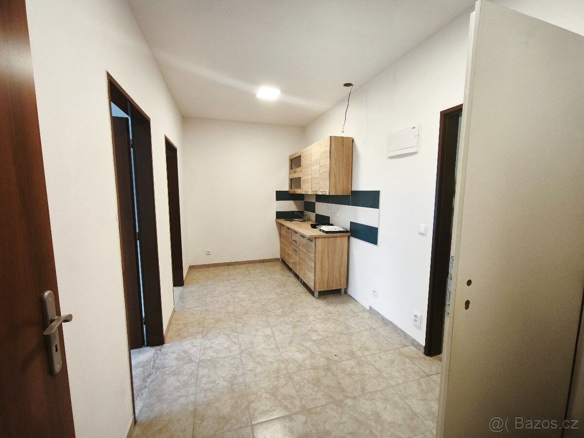 Byty, Strašice, 338 45