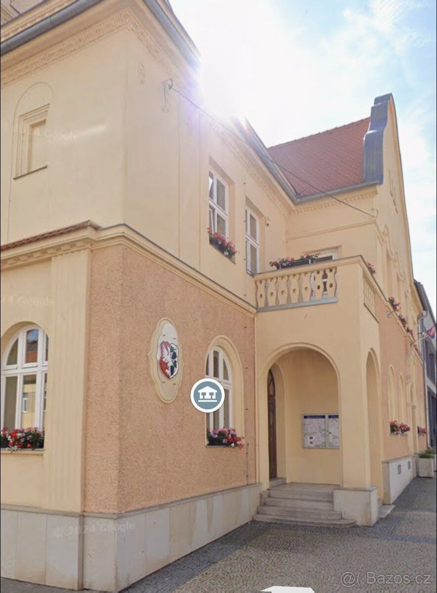 Byty, Miroslav, 671 72