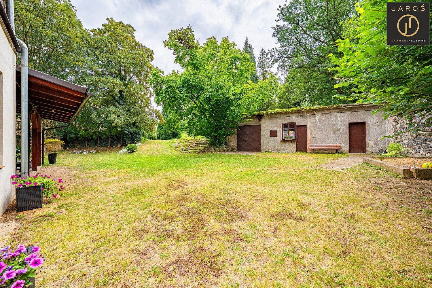 Zemědělské objekty, Roztoky, okres Rakovník, Středočeský kraj, 300 m² - 2