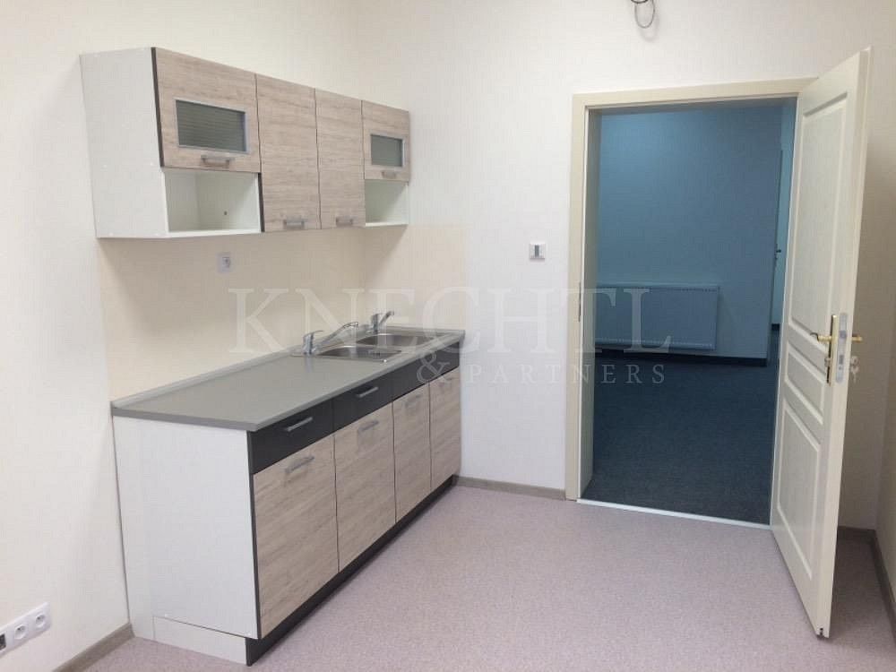 Kanceláře, Ostrov, okres Karlovy Vary, Karlovarský kraj, 41 m² - 2