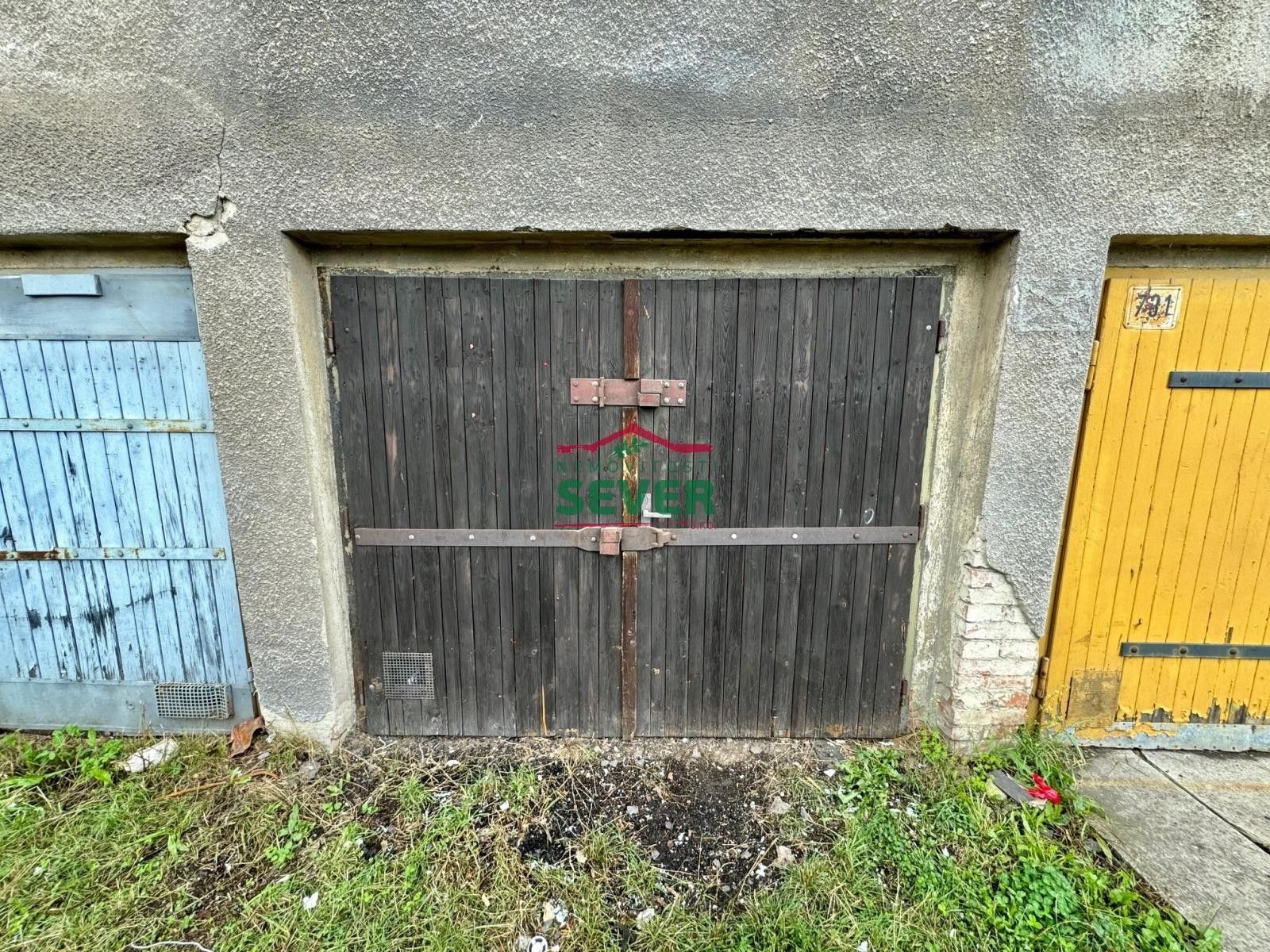 Prodej garáž - Důlní, Bílina, 22 m²