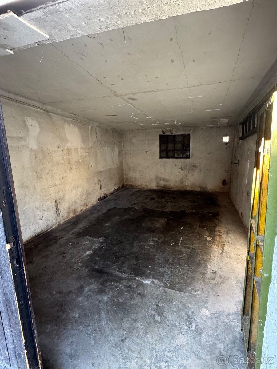 Prodej garáž - Ostrava, 710 00