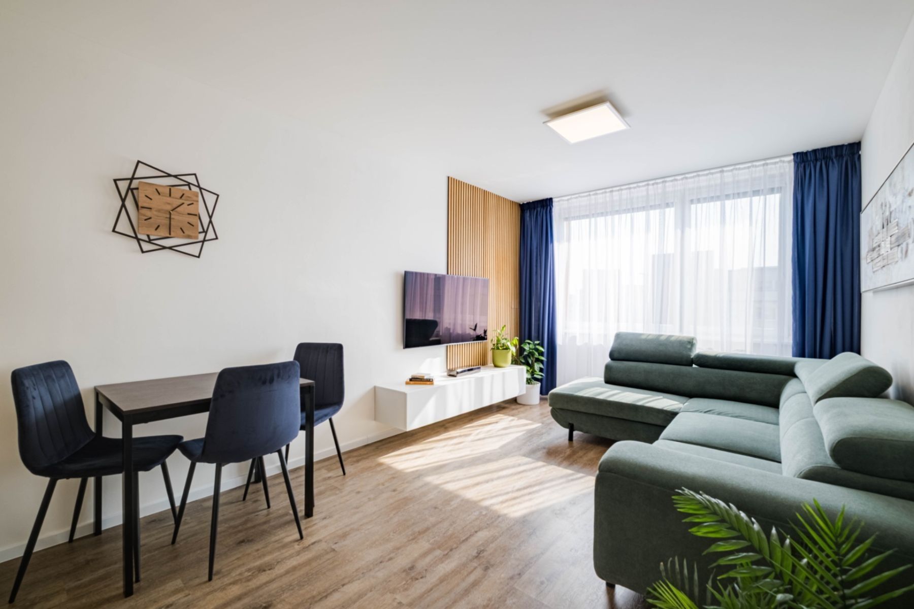 2+kk, Veronské náměstí, Praha - Horní Měcholupy, 44 m² - 1