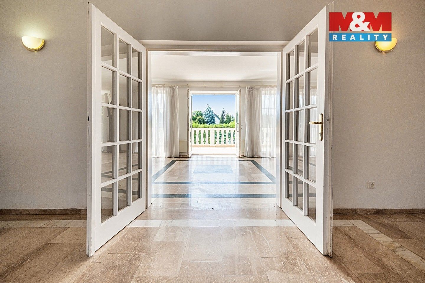 Pronájem rodinný dům - Mozartova, Říčany, 395 m²