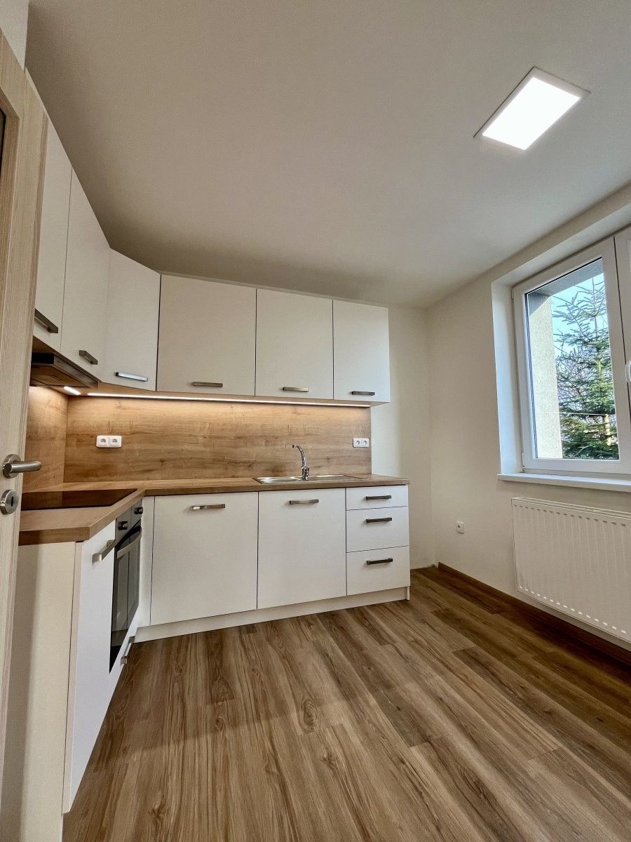 Pronájem byt 3+1 - Nošovice, 66 m²