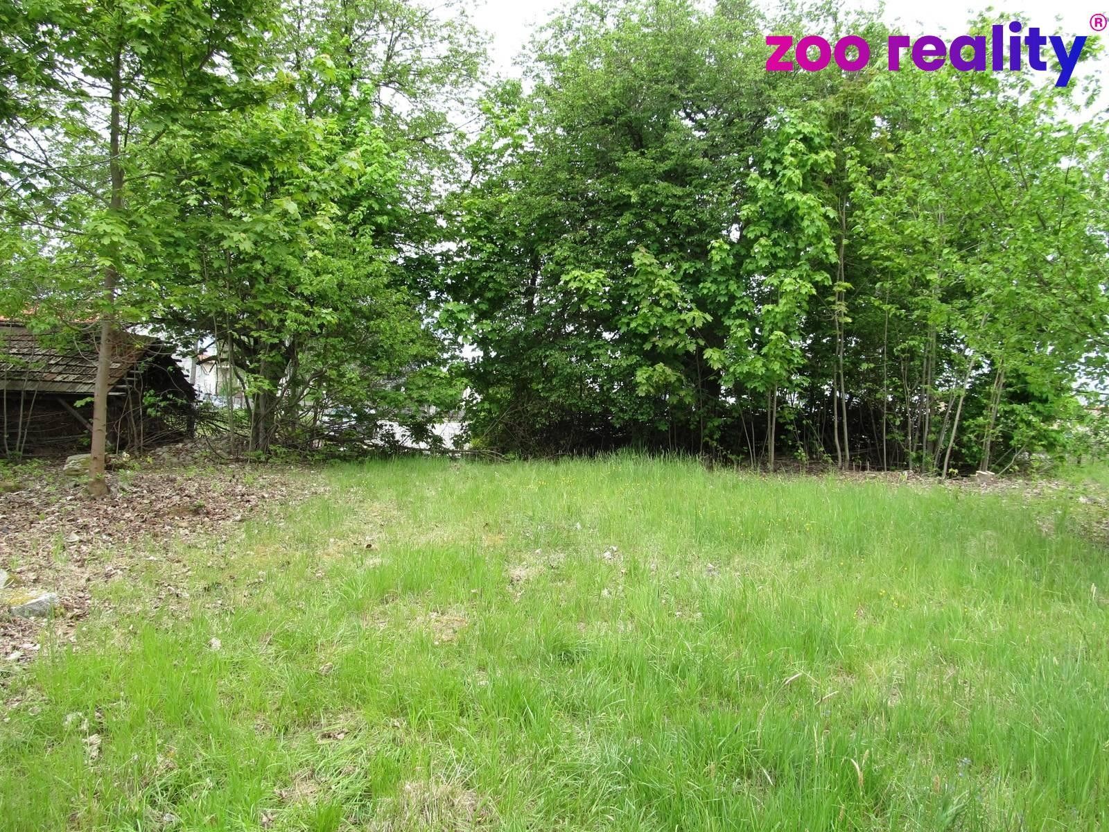 Pozemek pro bydlení, 888 m²