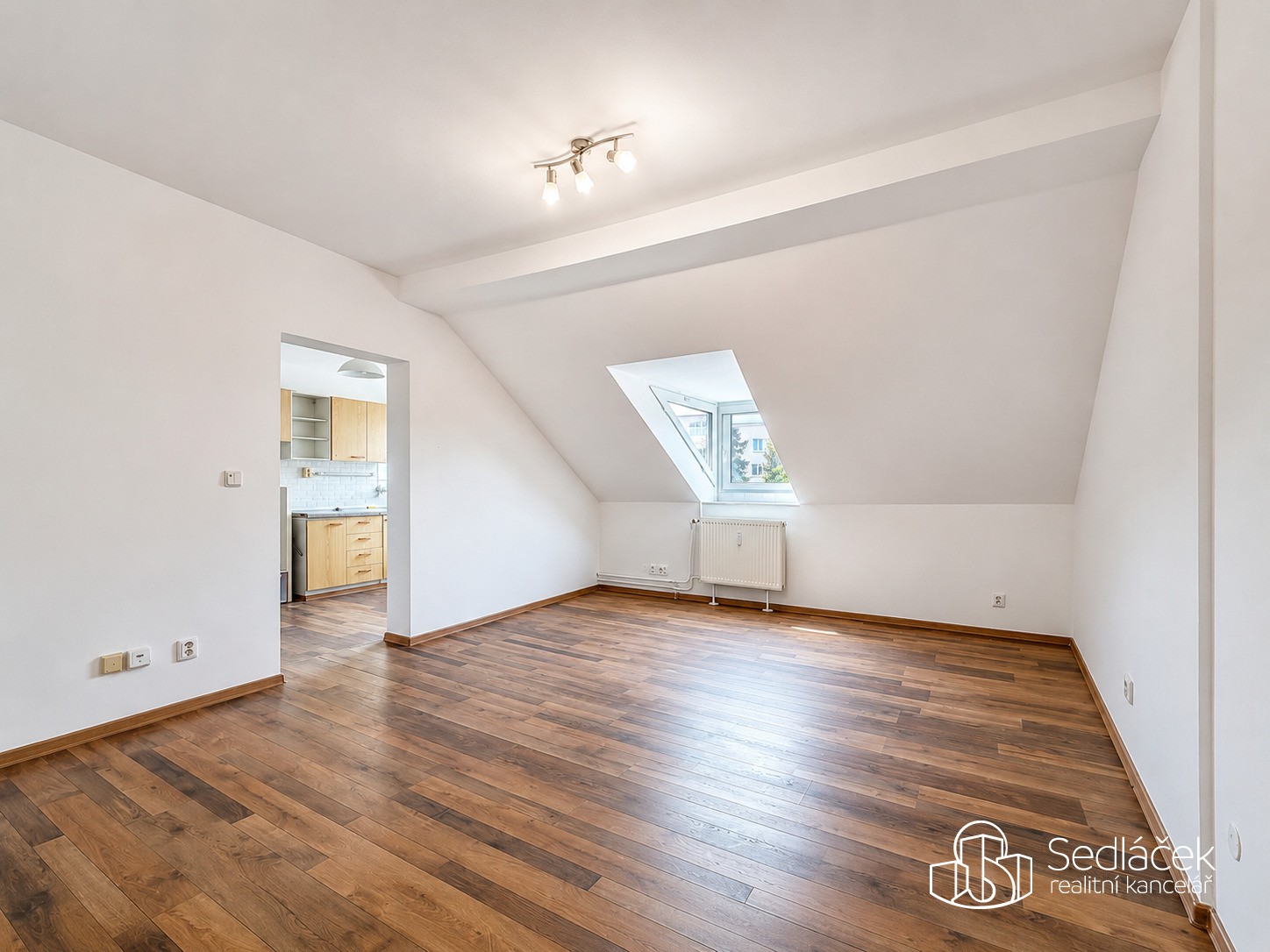 Byt 2+1 · 64 m² · nábřeží Petra Bezruče, Sokolov - 3