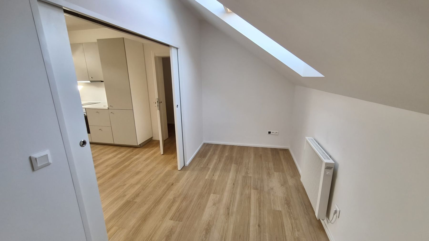 Pronájem byt 2+kk - Elišky Přemyslovny, Praha - Zbraslav, 46 m² - 2