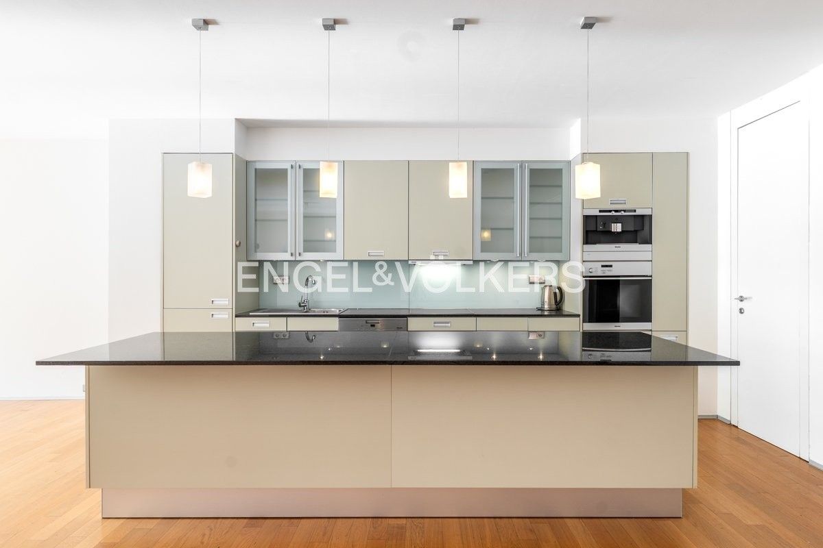4+kk, Na Hřebenkách 815, Praha Smíchov, 180 m² - 2