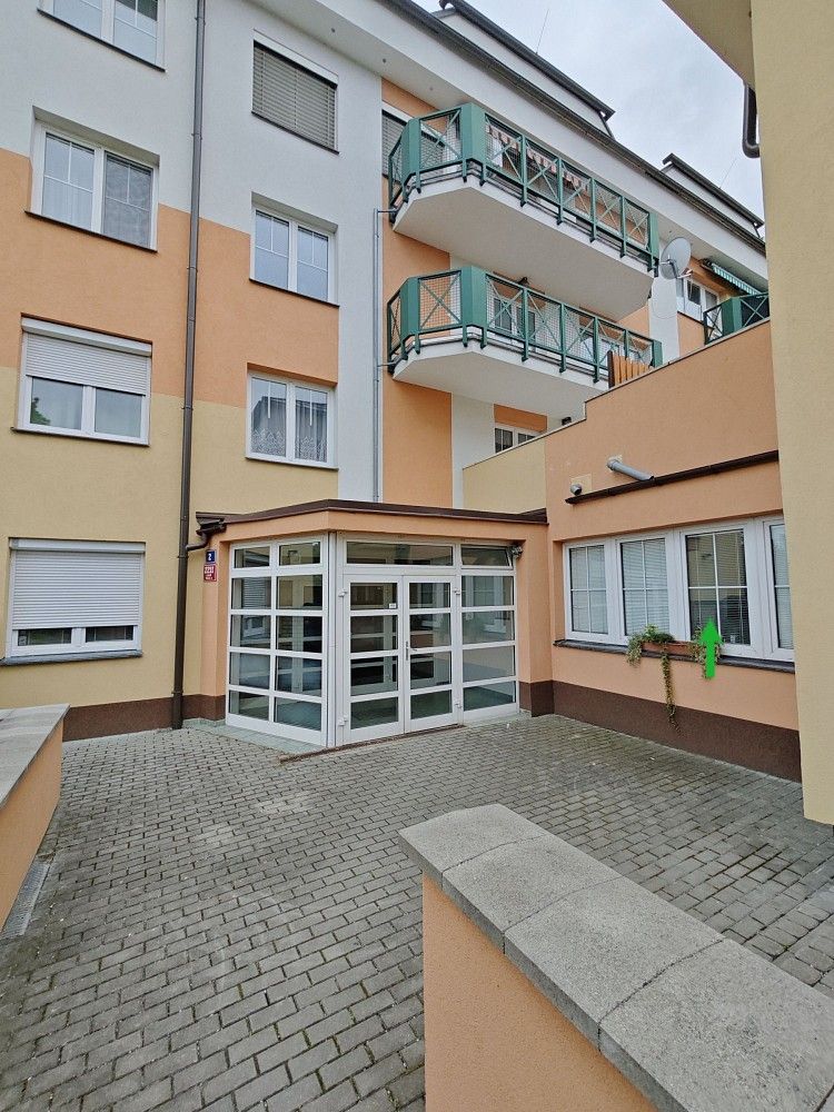 Prodej komerční - Praha - Libeň, okres Praha 8, Hlavní město Praha, 86 m² - 5