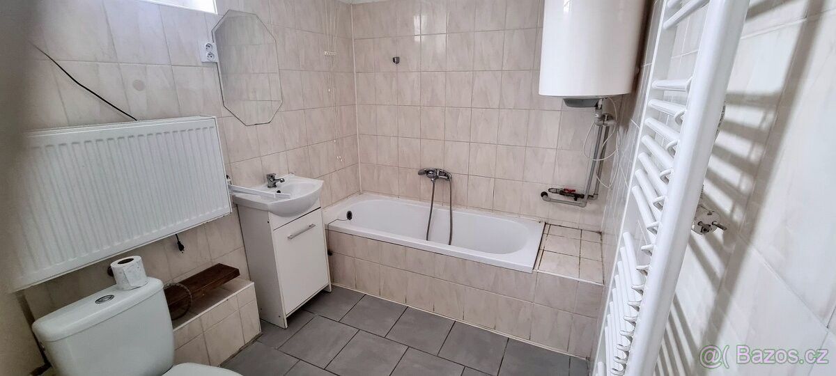 Byty, Hnojník, 739 53 - 1