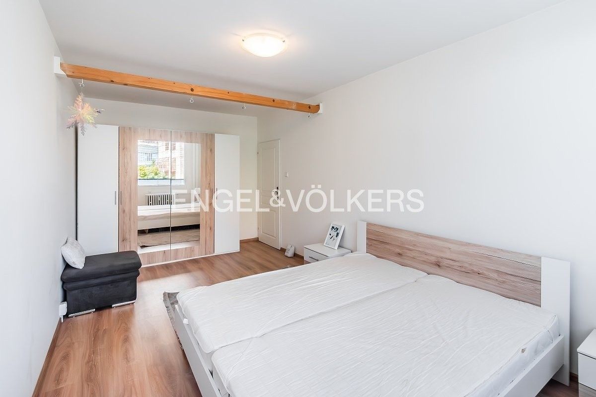 Pronájem byt 4+kk - Kazašská 1427, Praha Vršovice, 92 m² - 5