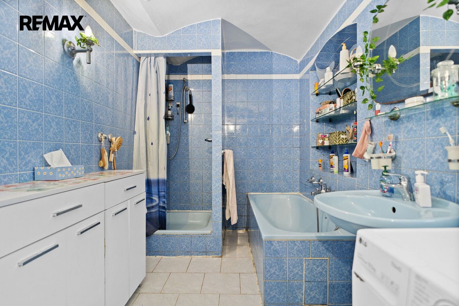 Prodej rodinný dům - Petrovice, okres Ústí nad Labem, Ústecký kraj, 231 m² - 5