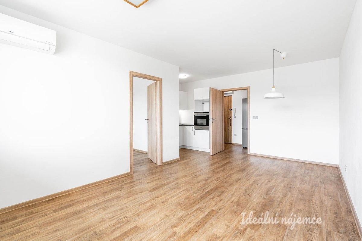 2+kk, Jablonecká, Praha, 47 m² - 2