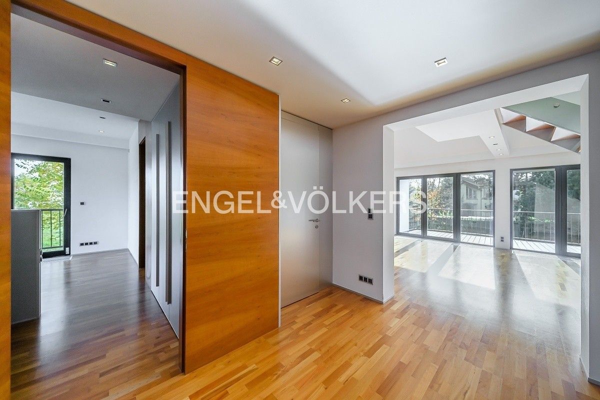 4+kk, Františka Zemana 835, Průhonice, 175 m² - 2