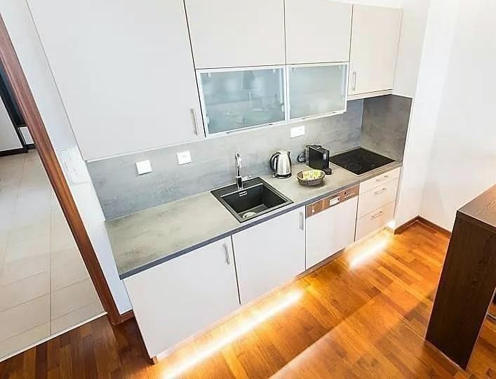 Byt 2+kk · 45 m² · Na slupi, Praha - 3
