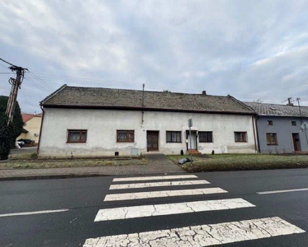 Rodinné domy, Bílovice u Uherského Hradiště, 687 12