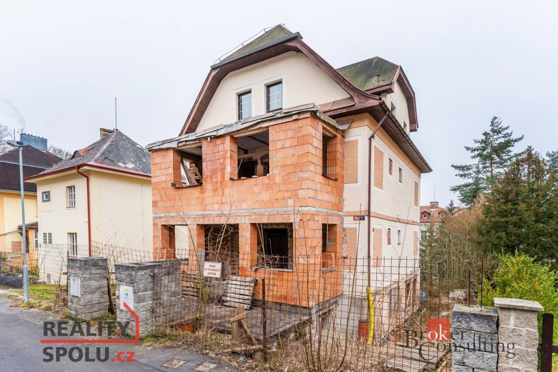 Prodej dům - Fügnerova, Karlovy Vary, Česko, 474 m²