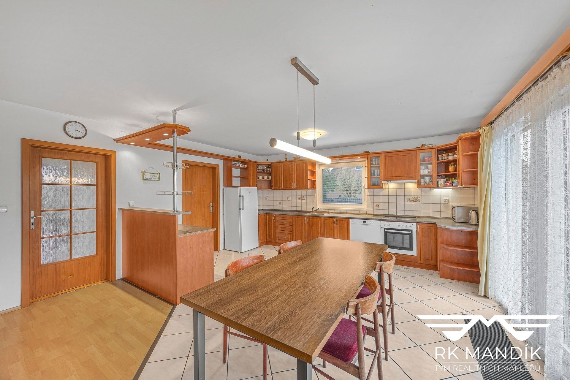 Prodej rodinný dům - Nová Ves, 212 m²