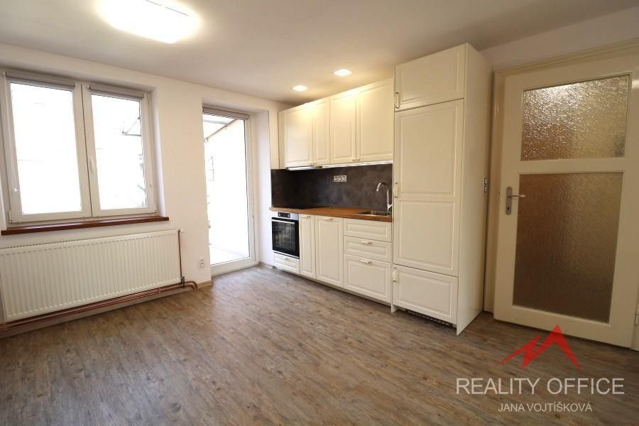 2+kk, Raisova, Děčín, 52 m²