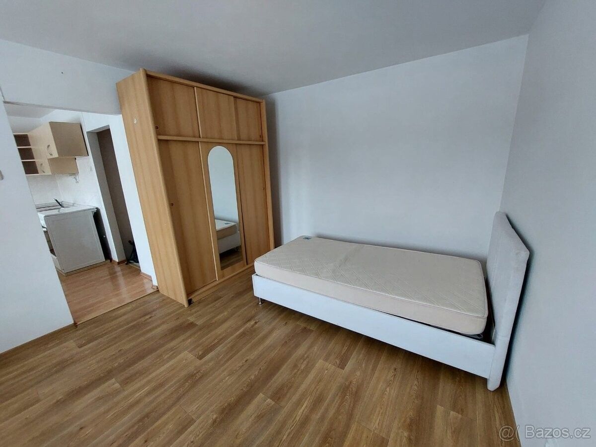 Byty, Sokolov, 356 01