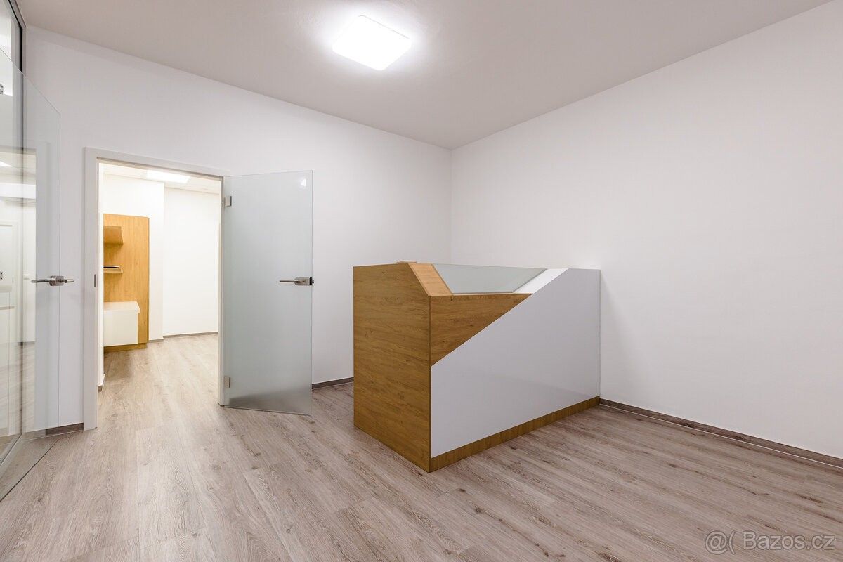 Kanceláře, Brno, 612 00