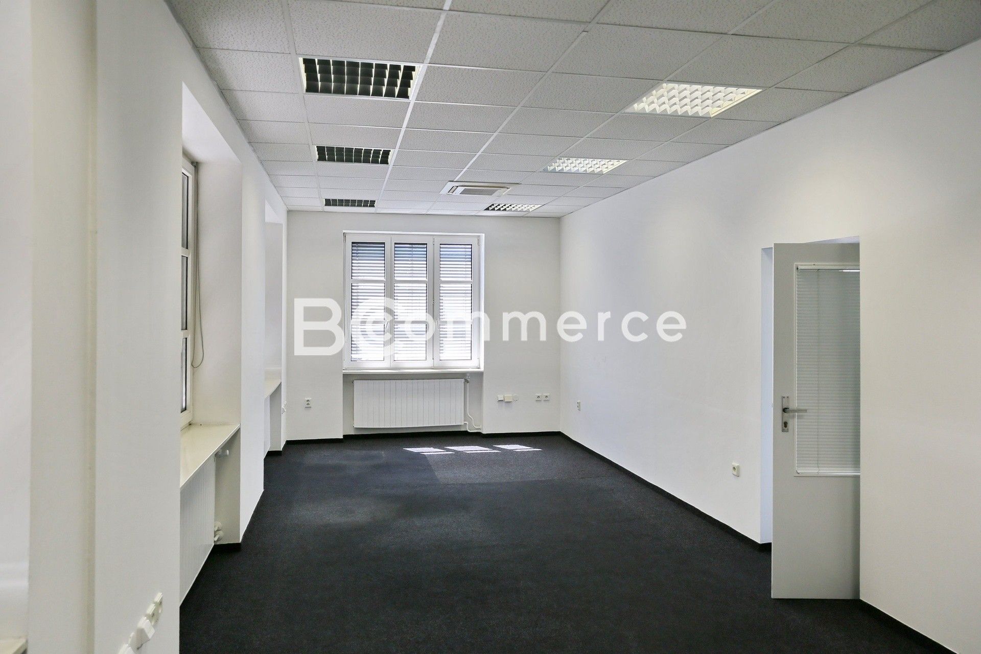 Pronájem kancelář - Olomoucká, Brno, 221 m²