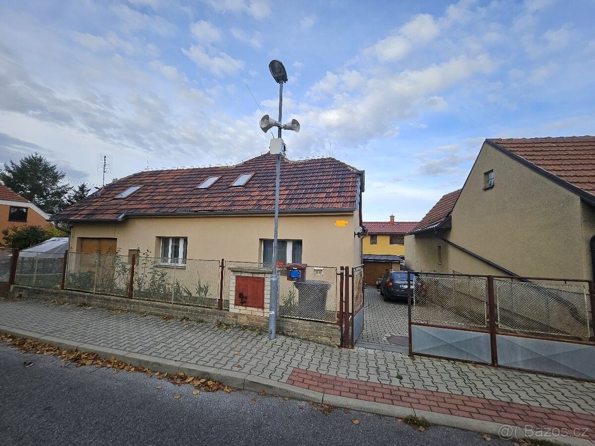 Prodej dům - Roztoky u Prahy, 252 63, 20 m²