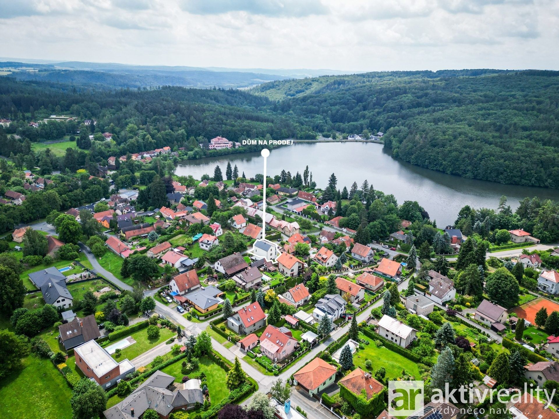 Rodinné domy, Na Dubince, Jevany, 248 m² - 2