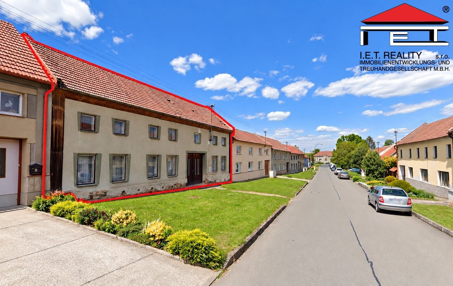 Rodinné domy, Skalka, 300 m² - 1