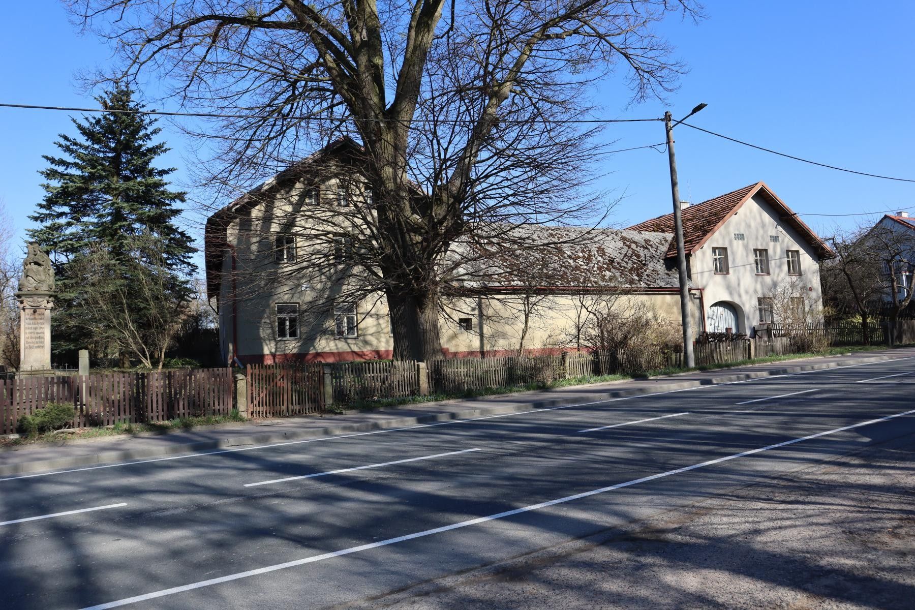 Prodej rodinný dům - Lezník, Polička, 486 m²