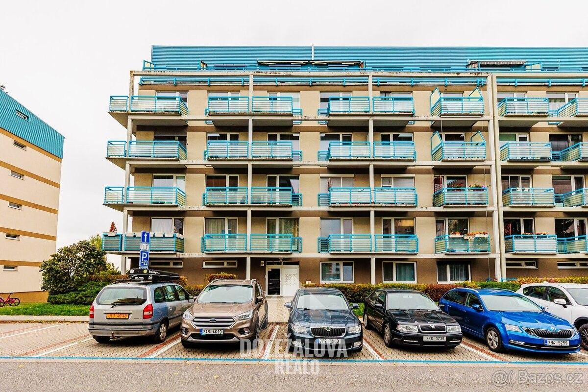 Garáže, Jihlava, 586 01