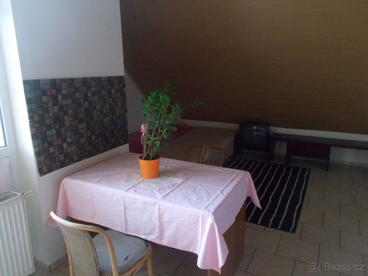 Pronájem byt - Praha, 143 00