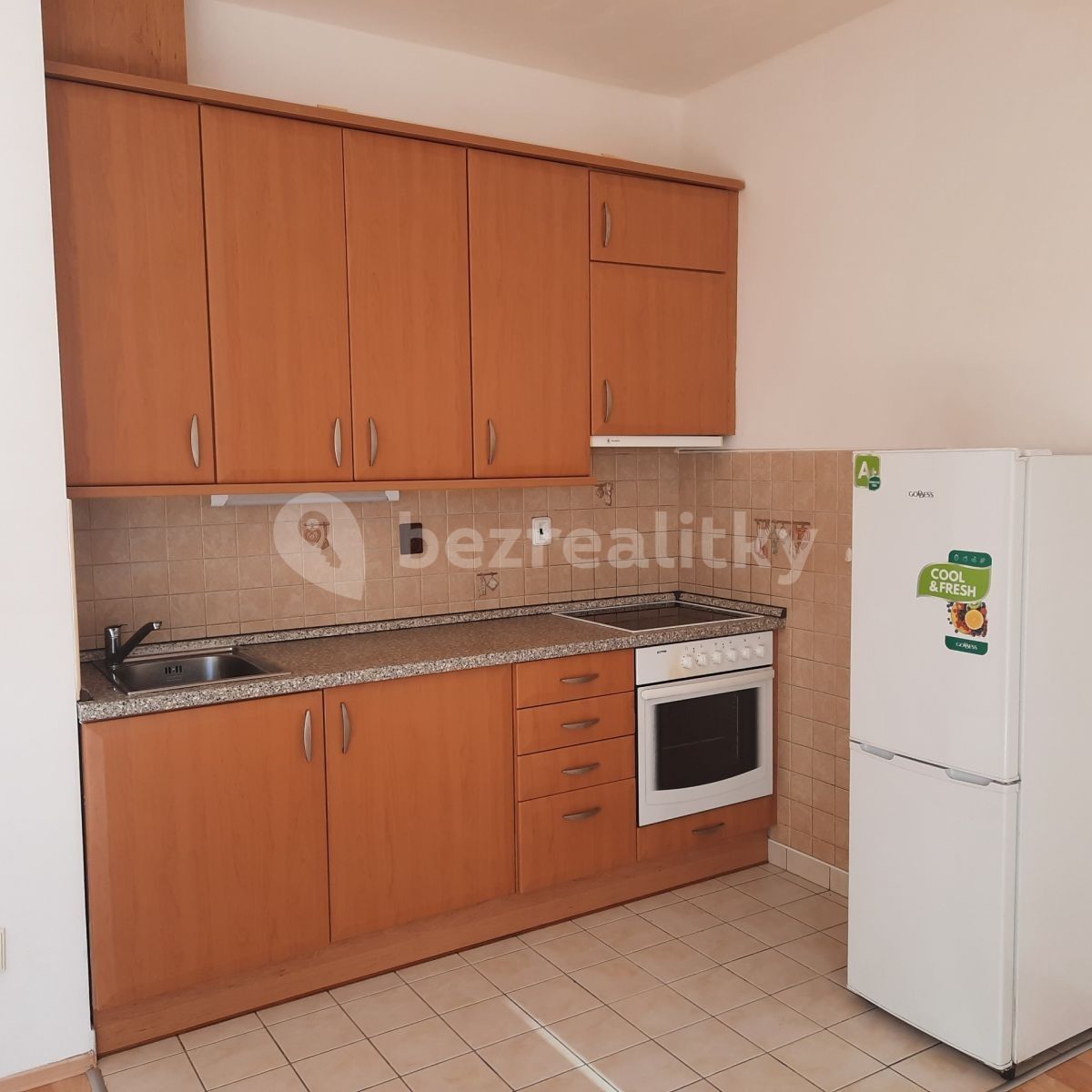Pronájem byt 1+kk - Padovská, Praha - Horní Měcholupy, 34 m² - 2