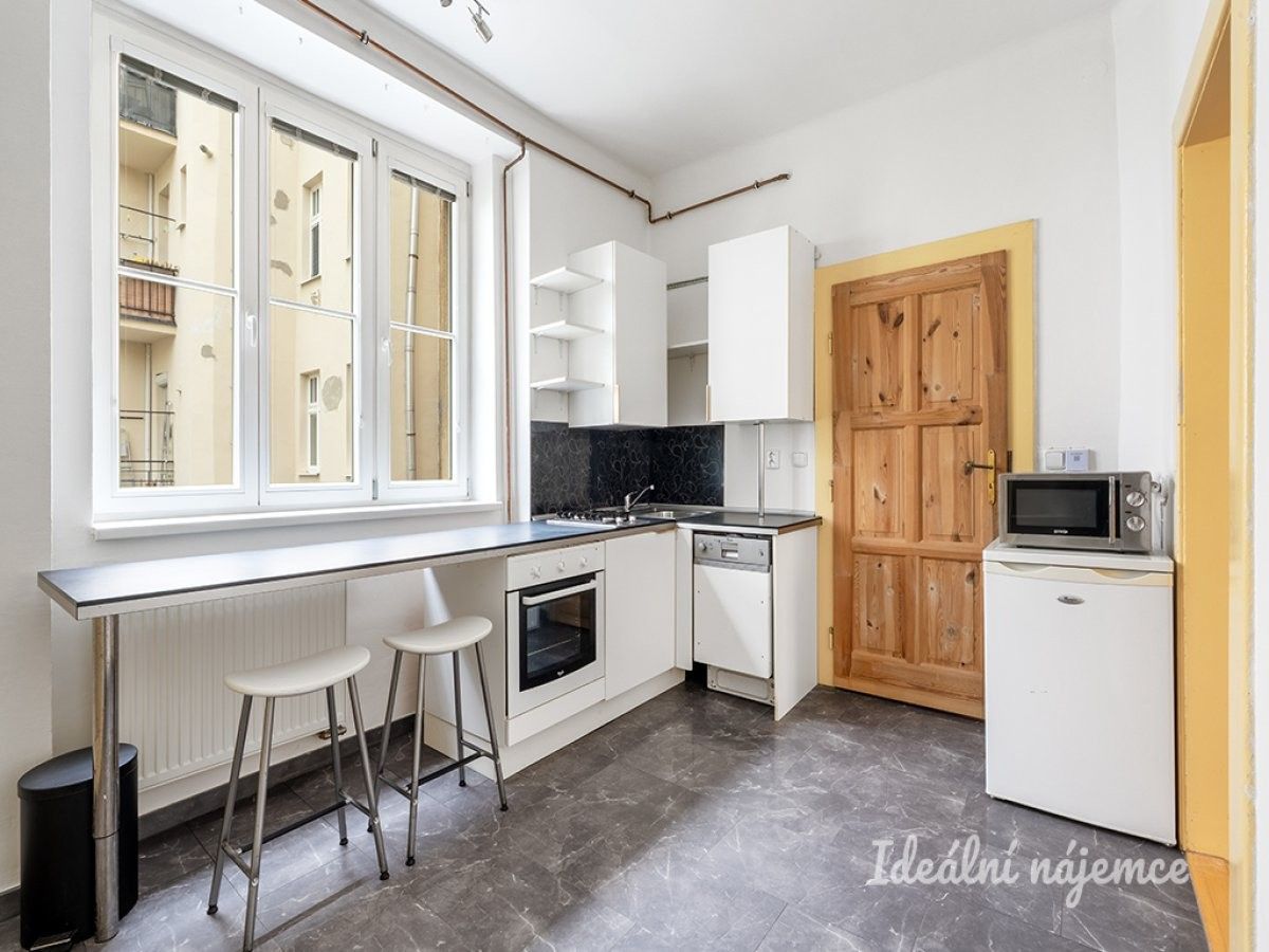 Byt 2+kk · 37 m² · Vršovická, Praha - 4