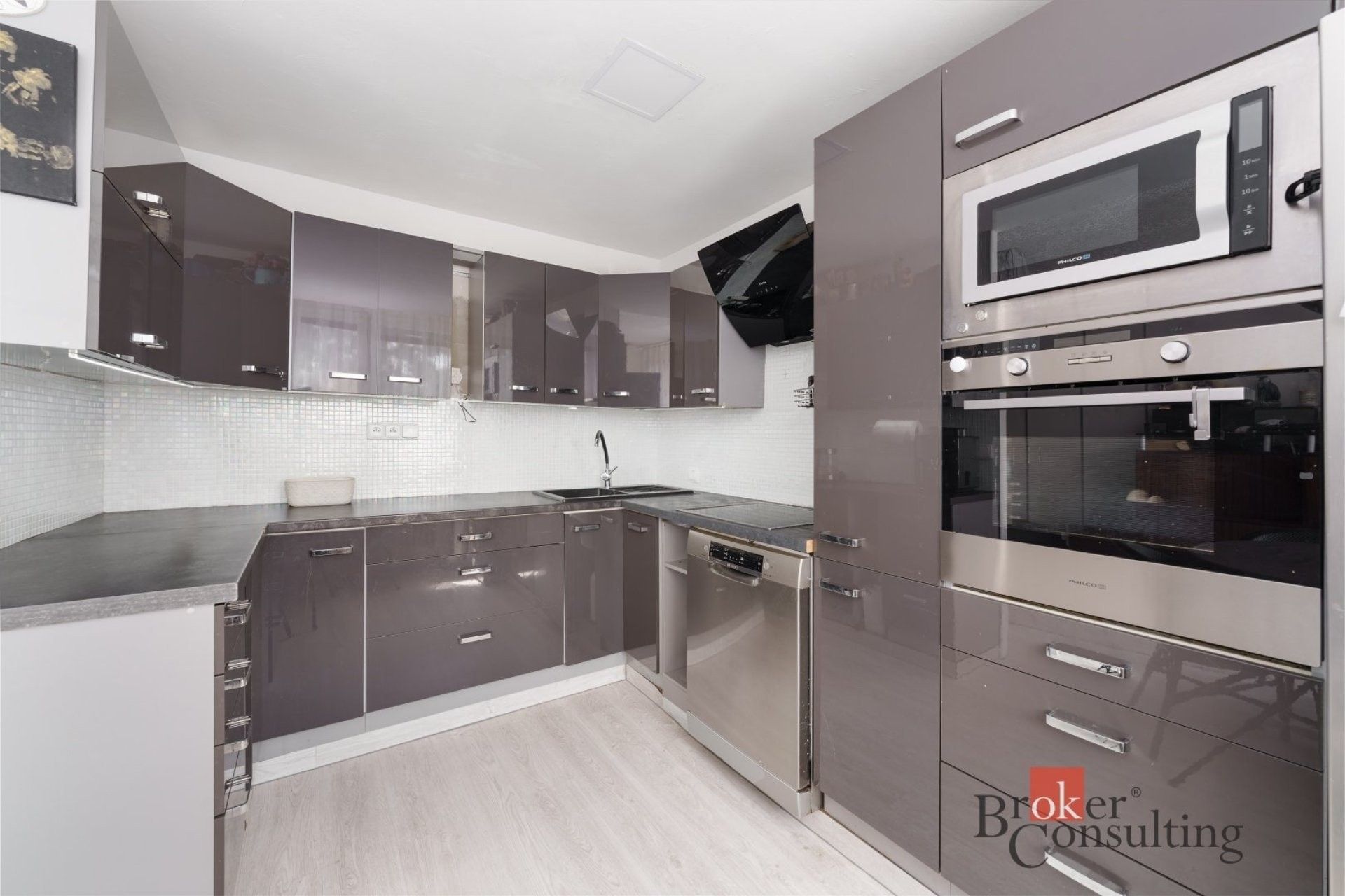 3+1, Trhanovské náměstí, Praha, 74 m² - 1