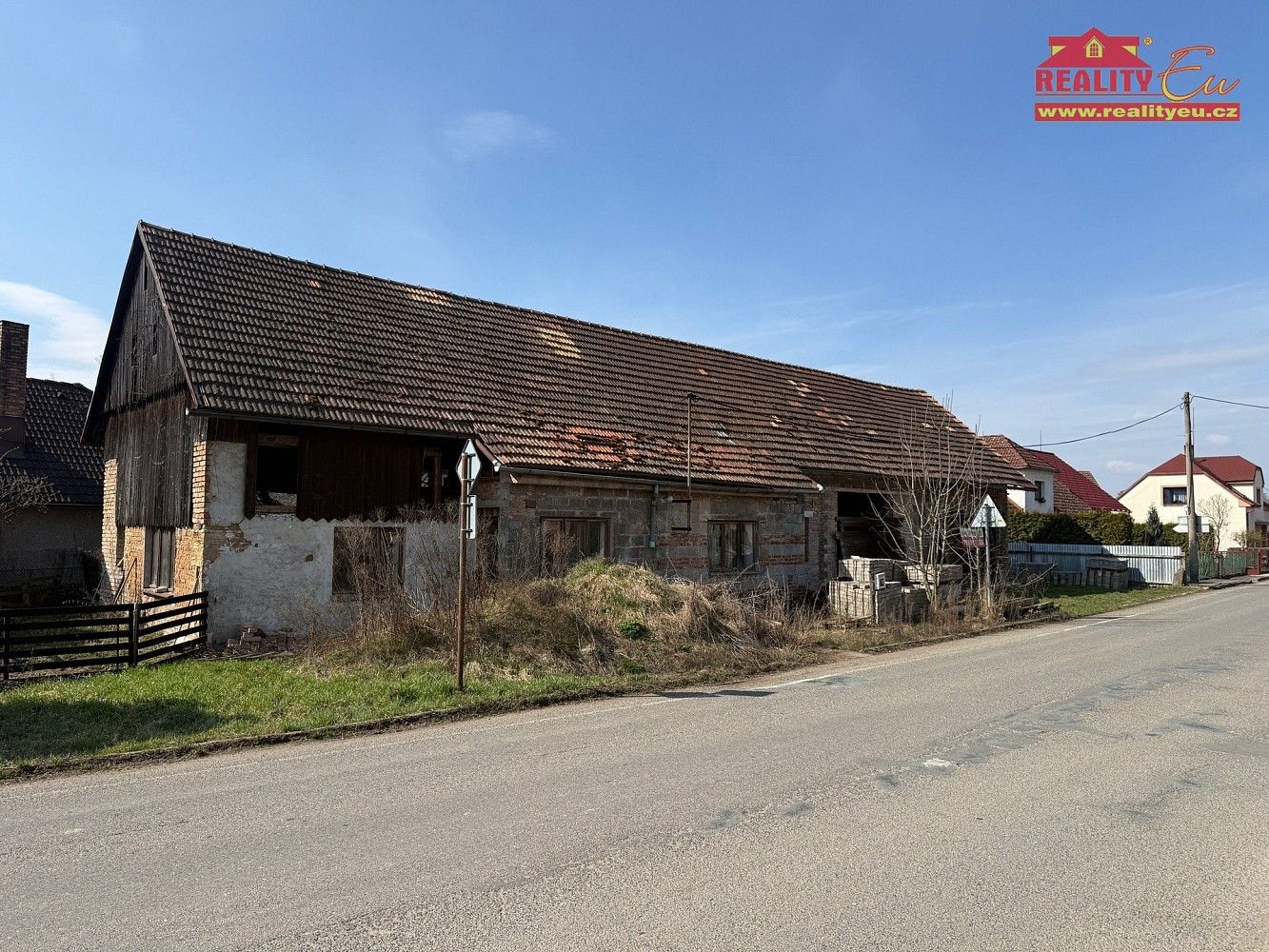 Rodinné domy, Slavětín nad Metují, okres Náchod, 201 m² - 1