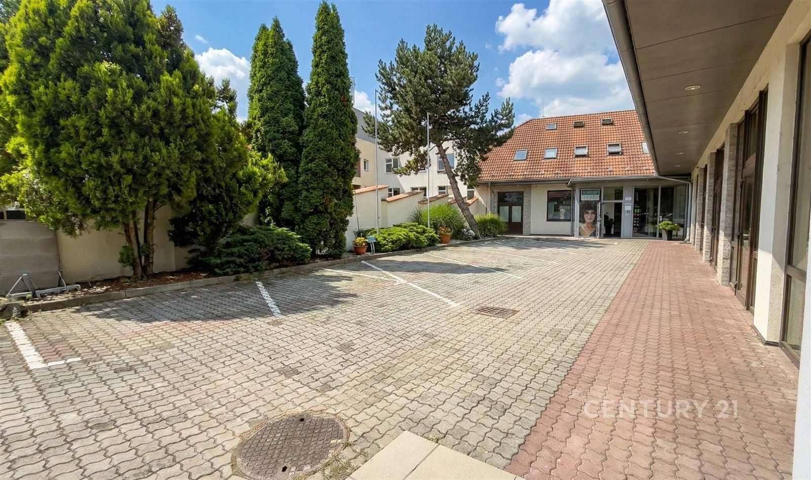 Činžovní domy, Hlavní  , Brno, 758 m²