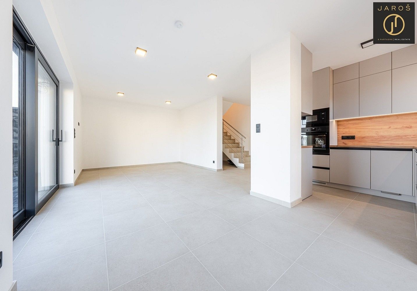 Rodinný dům · 120 m² · Kamenné Žehrovice, okres Kladno, Středočeský kraj - 4