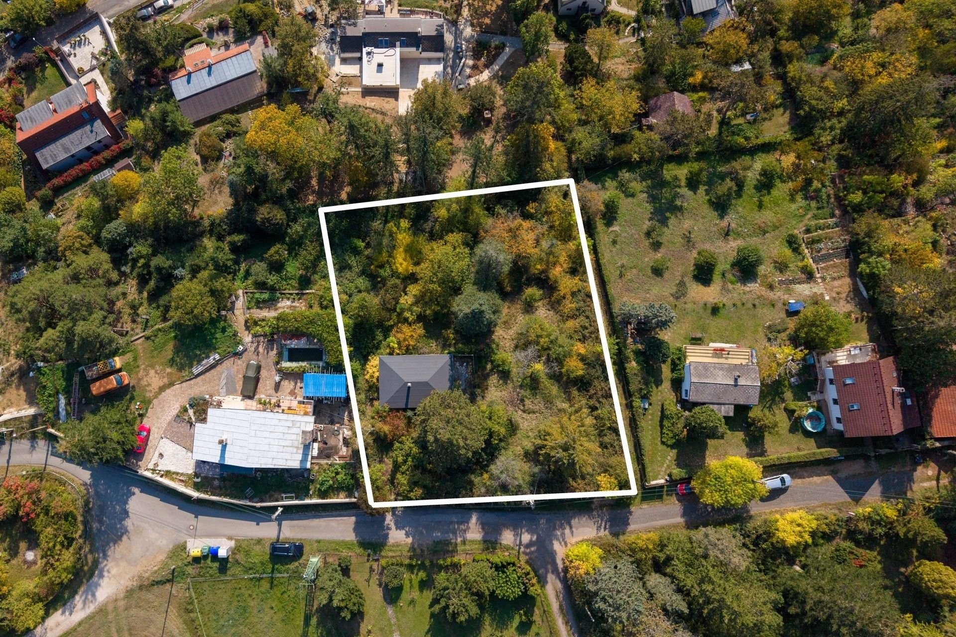 Pozemek pro bydlení, 1 813 m²