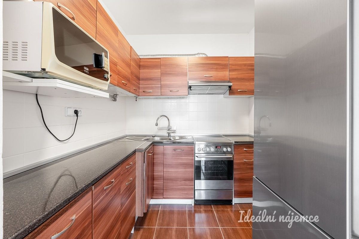 2+kk, Ciolkovského, Praha, 41 m² - 1