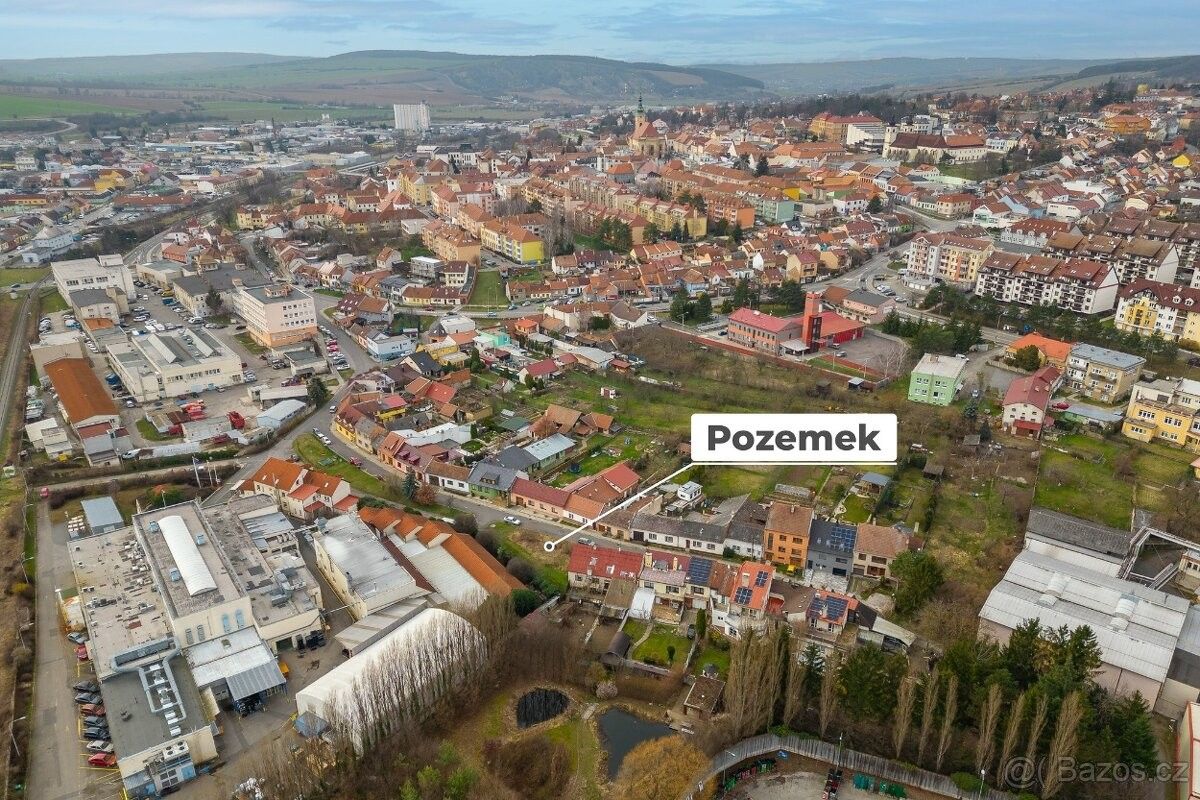 Prodej pozemek pro bydlení - Uherský Brod, 688 01, 242 m²