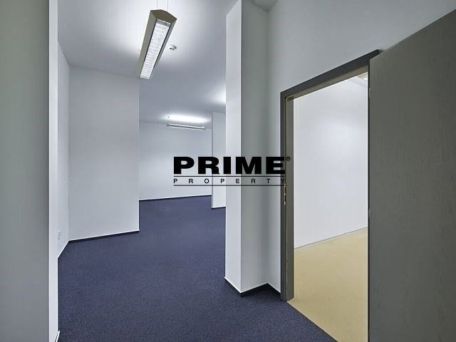 Pronájem kancelář - Klimentská, Praha, 73 m²